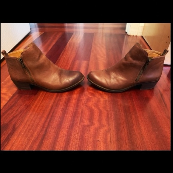 Lucky Brand Basel Leather Flat Bootie - Picture 7 of 9